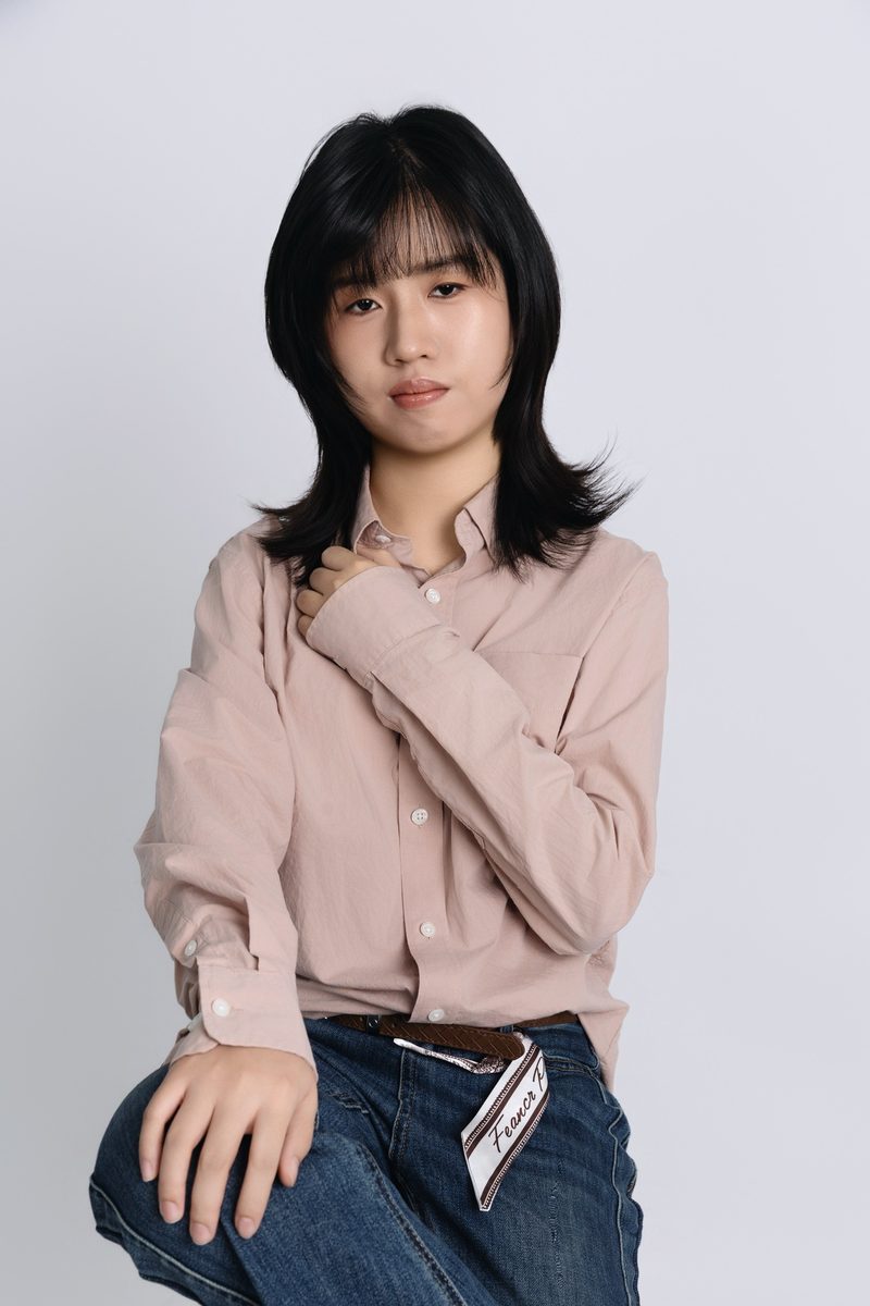 薛羽珊 Alison Shiue 半身照